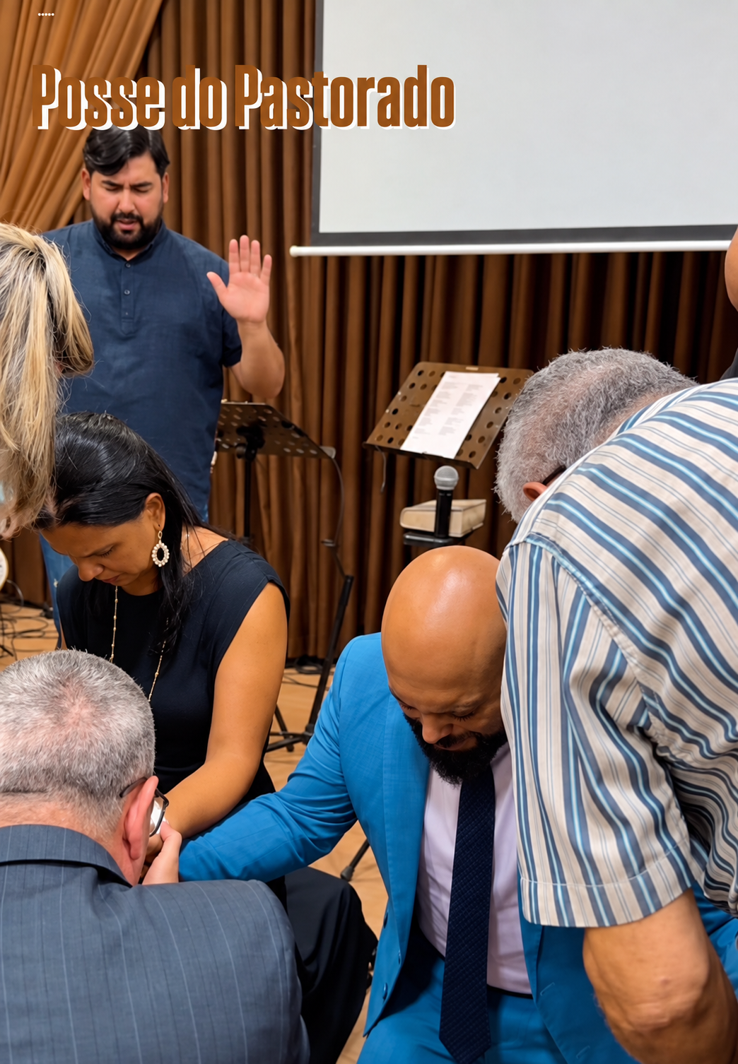 Pastor sendo empossado